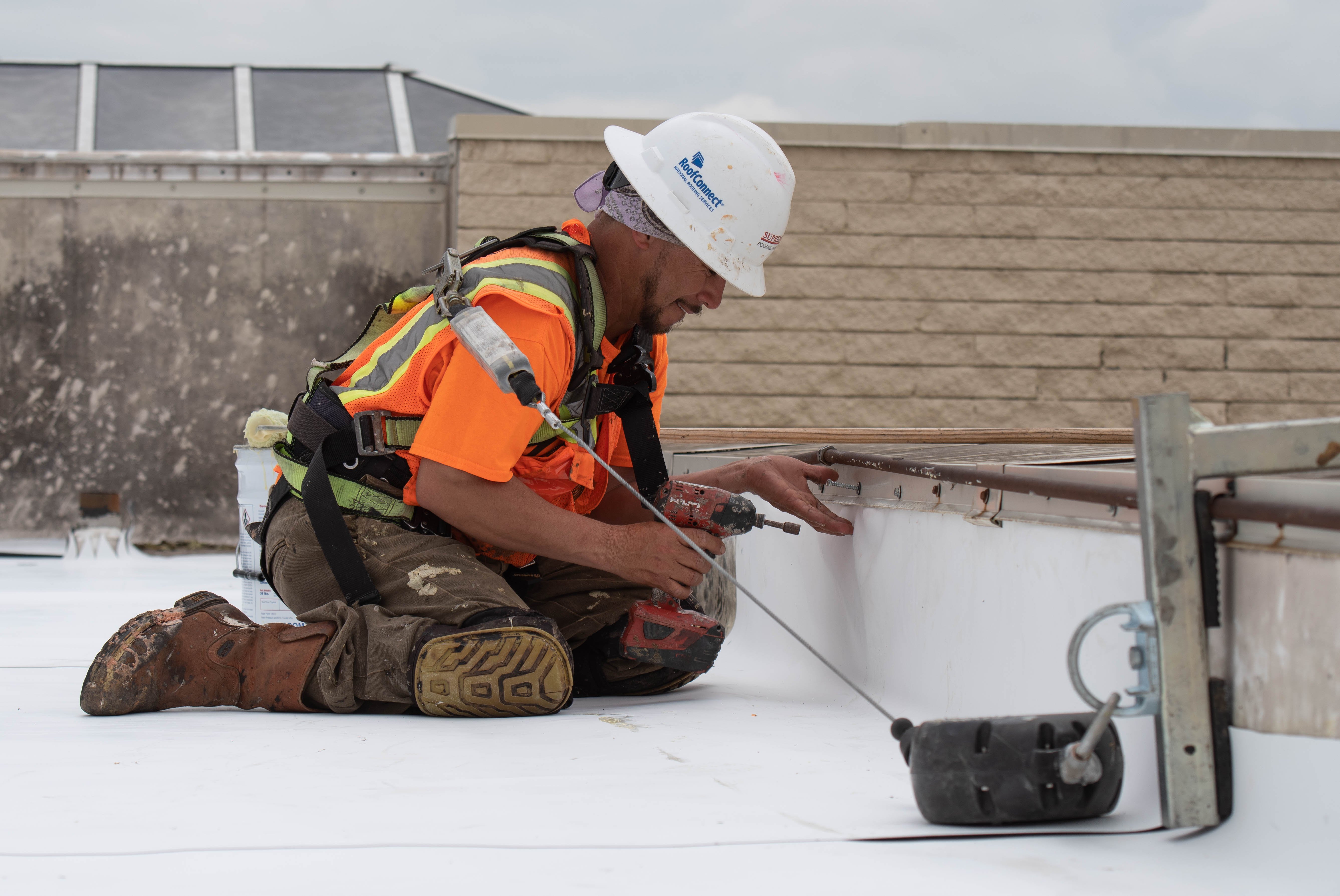 Top 5 Warning Signs You Need Commercial Roof Leak Repair